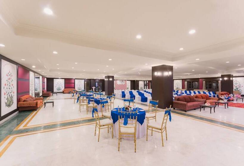 فندق Shree Vallabh Vilas Lords Plaza Nathdwara   Pure Veg