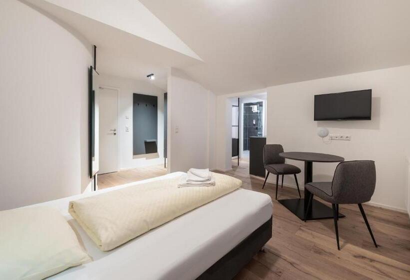 בית מלון כפרי Appartements Zur Sonne