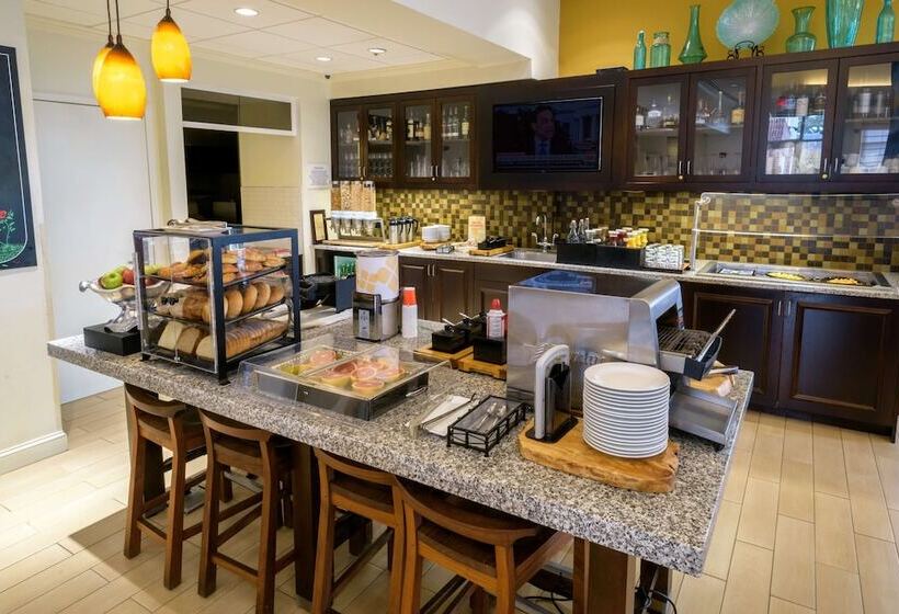 ホテル Hilton Garden Inn Kennett Square