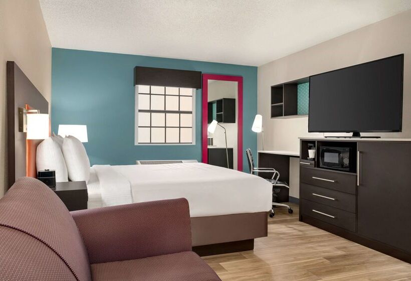 호텔 La Quinta Inn By Wyndham Columbus Airport Area