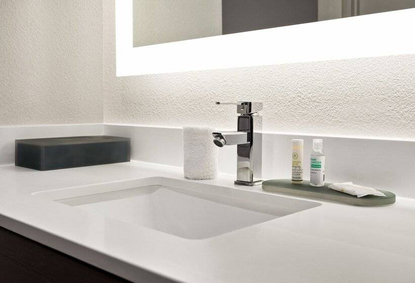 호텔 La Quinta Inn By Wyndham Columbus Airport Area