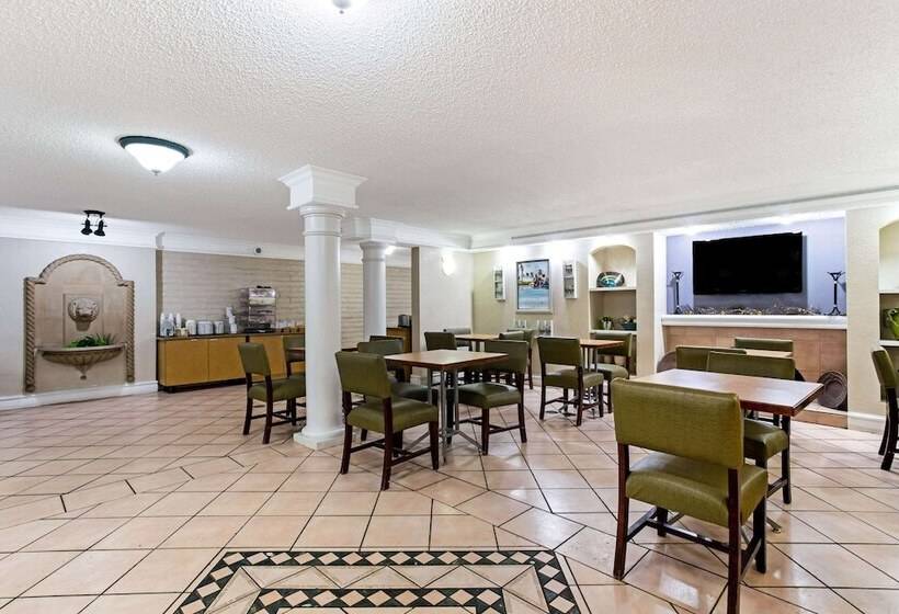 酒店 La Quinta Inn By Wyndham Denver Northglenn