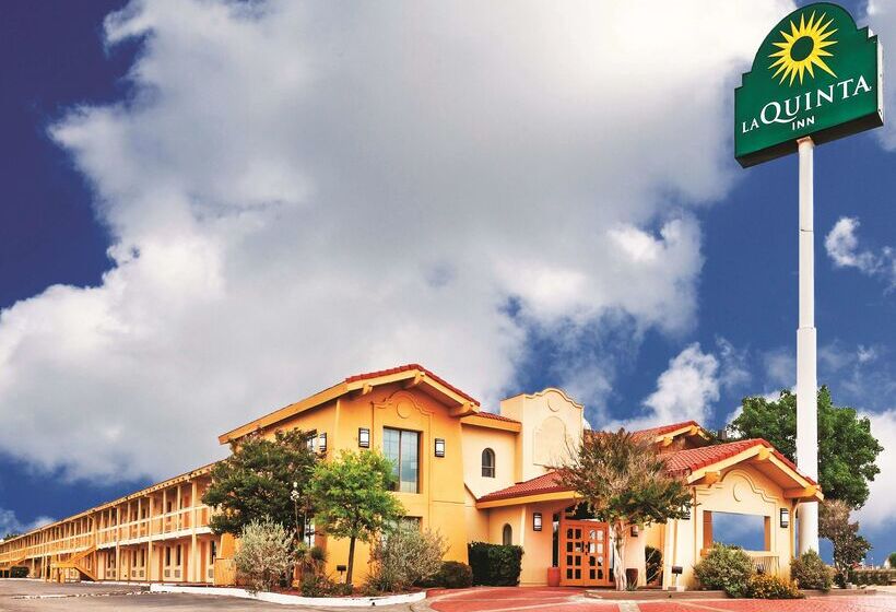 هتل La Quinta Inn By Wyndham Odessa