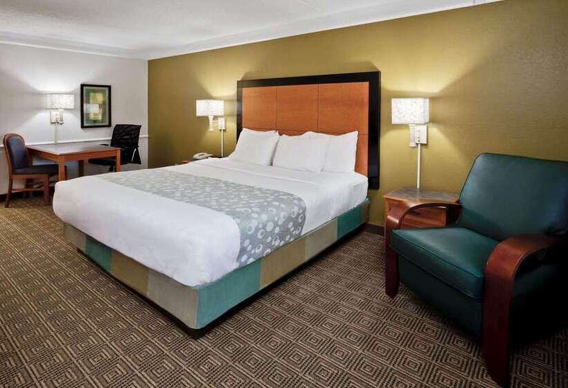 فندق La Quinta Inn By Wyndham Orlando Airport West