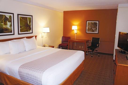 هتل Travelodge by Wyndham Mobile