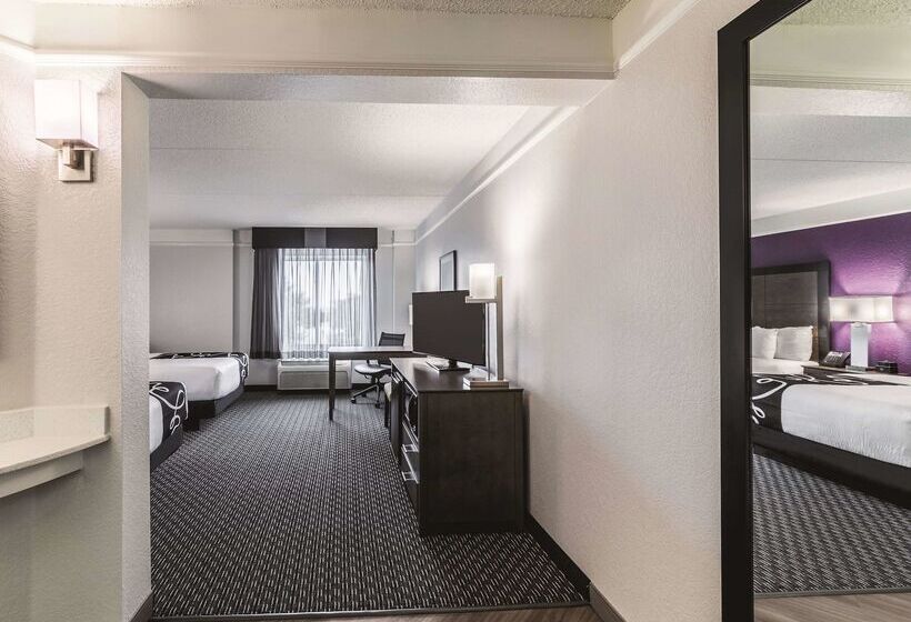 ホテル La Quinta By Wyndham Austin Airport