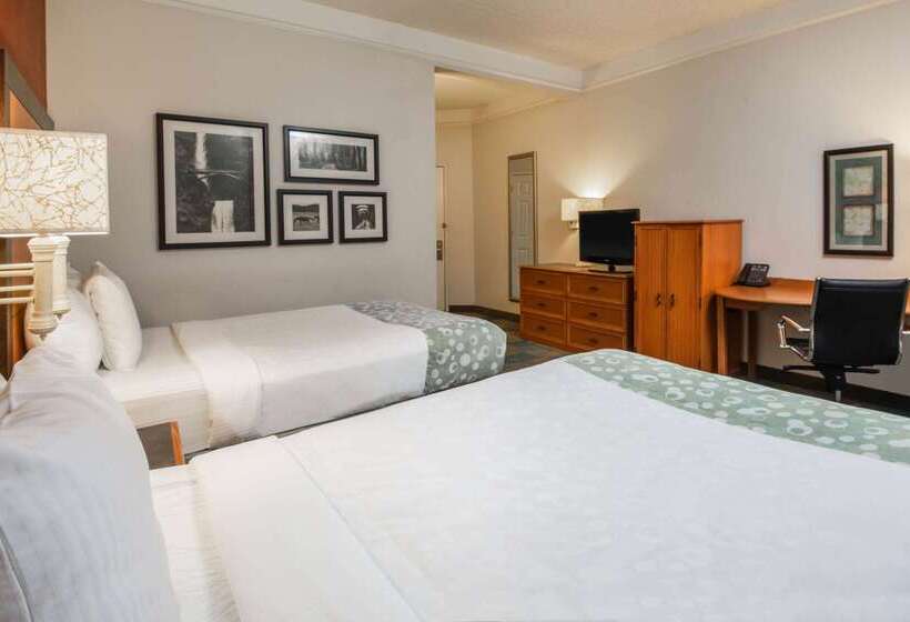 هتل La Quinta By Wyndham Colorado Springs South Airport