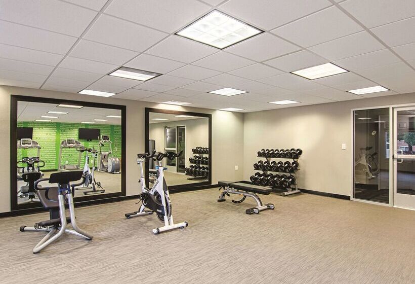 هتل La Quinta By Wyndham Denver Airport Dia
