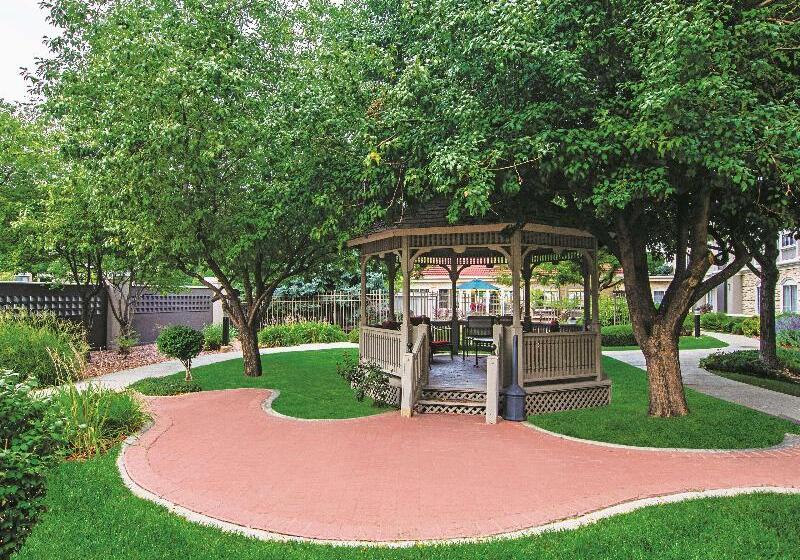 هتل La Quinta By Wyndham Denver Airport Dia