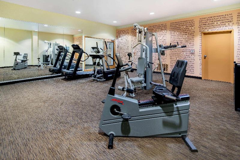 هتل La Quinta Inn & Suites By Wyndham Irvine Spectrum