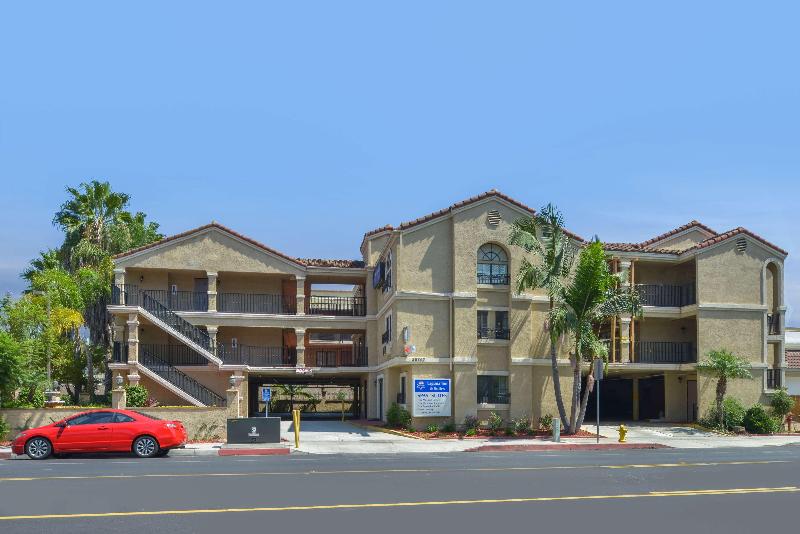 בית מלון כפרי Laguna Inn And Suites
