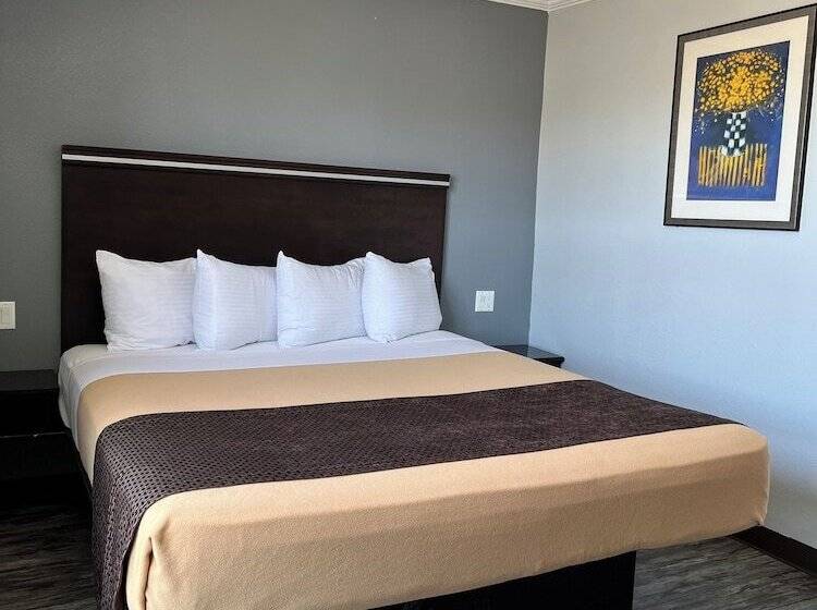 בית מלון כפרי Laguna Inn And Suites