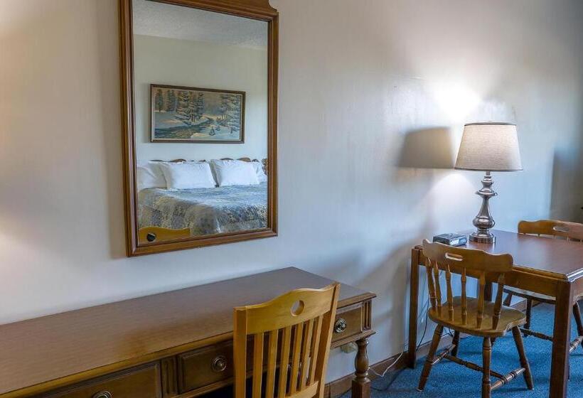 酒店 Lighthouse Inn   Two Rivers