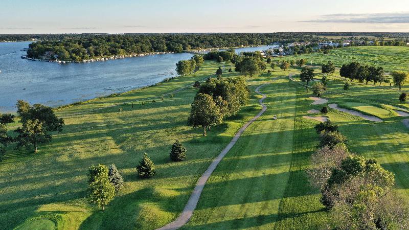 Lake Lawn Resort