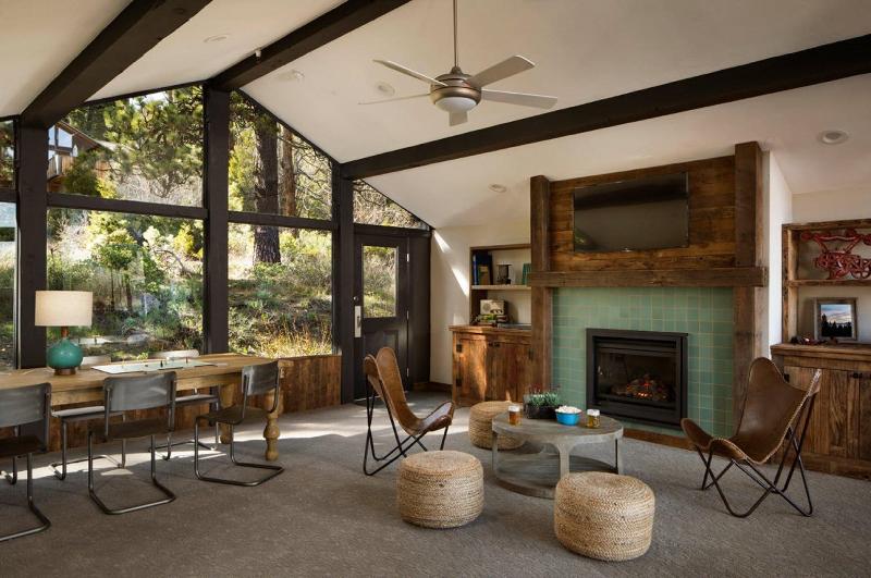 فندق على الطريق Basecamp Tahoe City