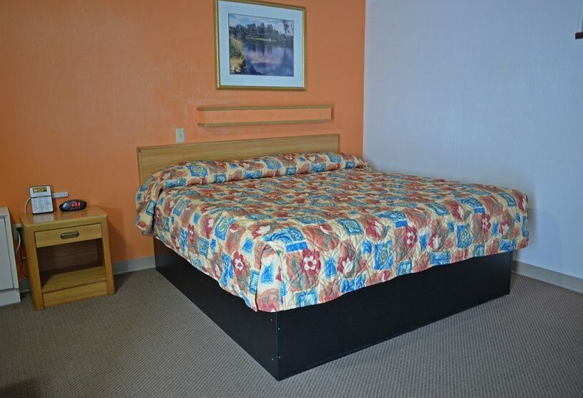 מוטל Budget Host Inn Iron Mountain