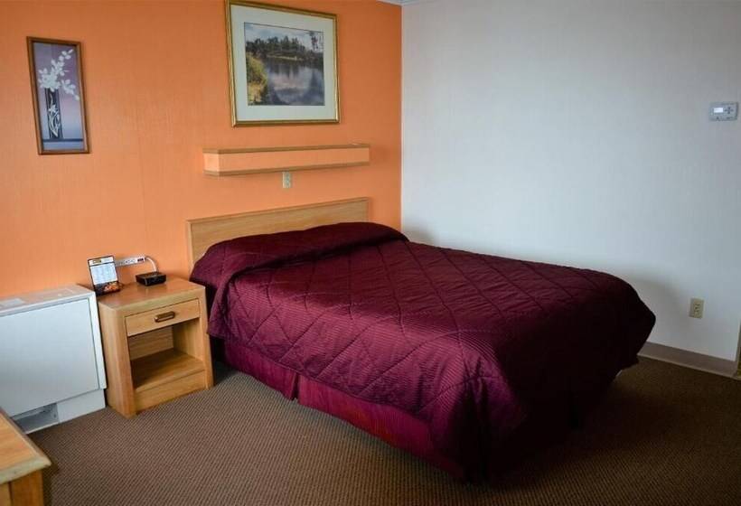 מוטל Budget Host Inn Iron Mountain