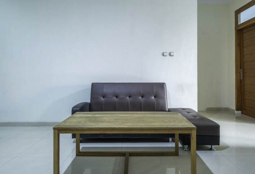 هتل Oyo 2259 Zleepy Ks Tubun