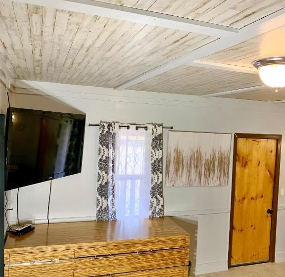 ユースホステル Spring Creek