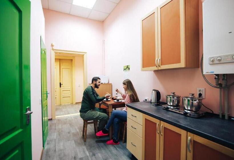Hostel “lime”