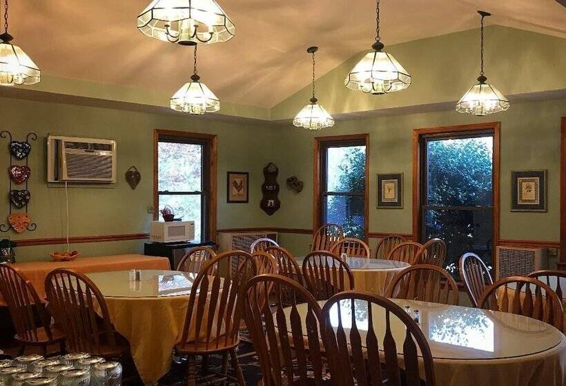 ユースホステル Laughing Heart Lodge