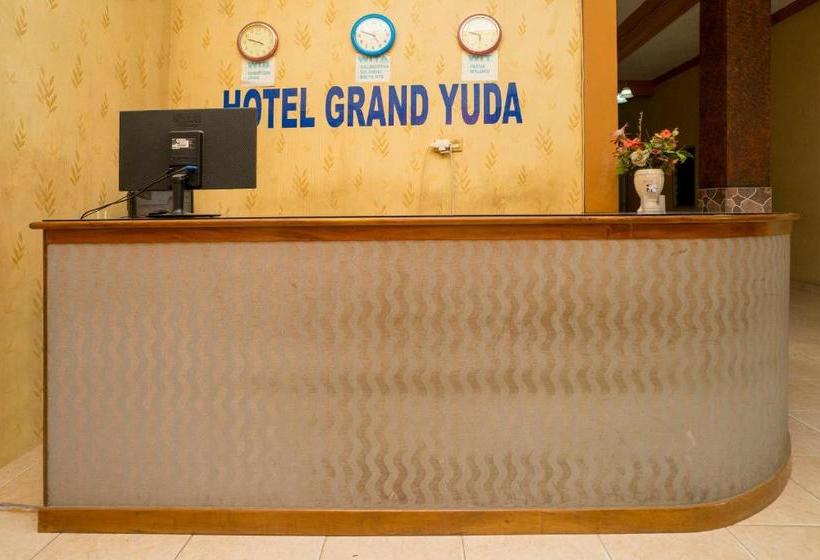 هتل Oyo 2181  Grand Yuda