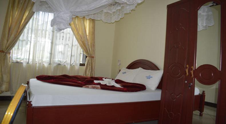 ホテル Lesa Garden