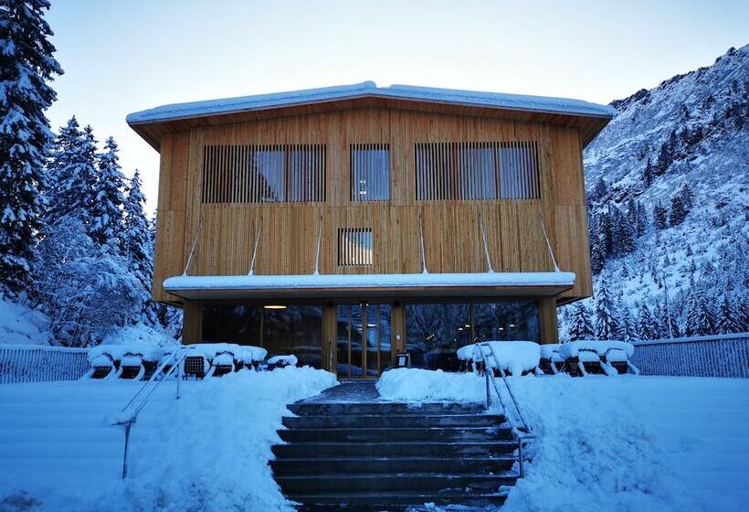 ホテル Campra Alpine Lodge & Spa