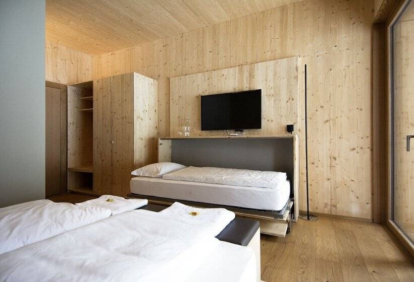 ホテル Campra Alpine Lodge & Spa