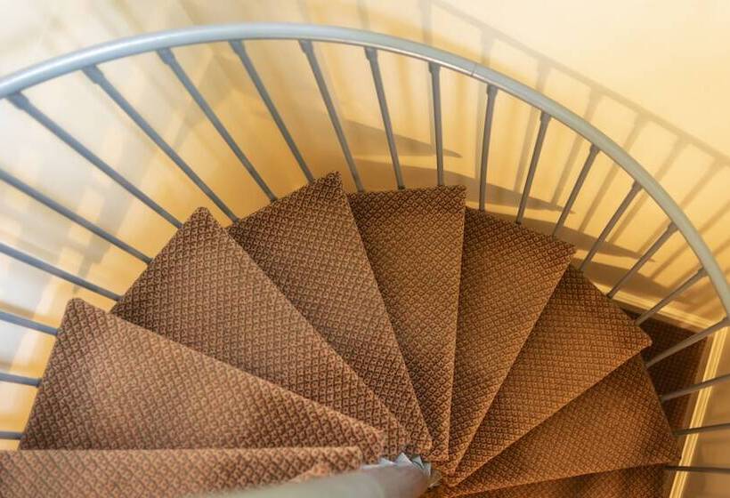 旅馆 White Springs Manor A Belhurst Property