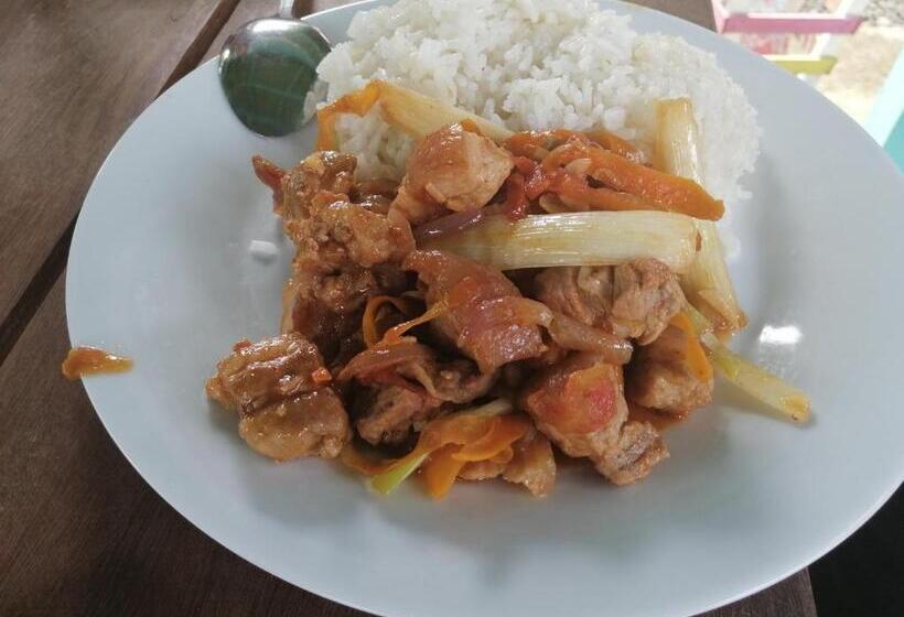 هتل Cabañas Los Almendros