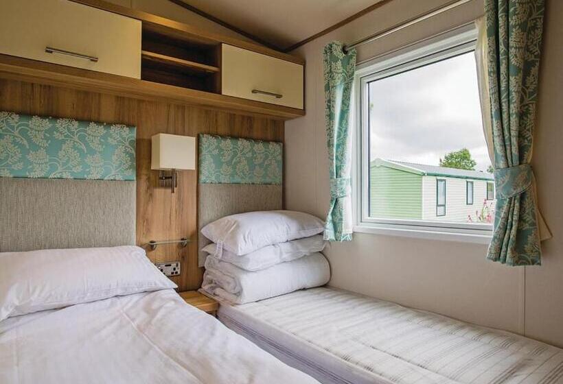 منتجع Parc Farm Holiday Park