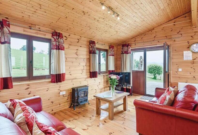 אתר נופש Trewythen Lodges