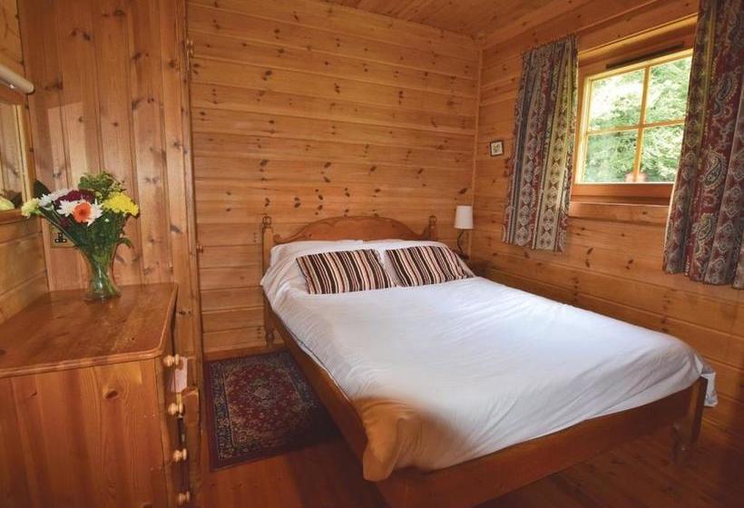 منتجع Woodside Lodges Country Park