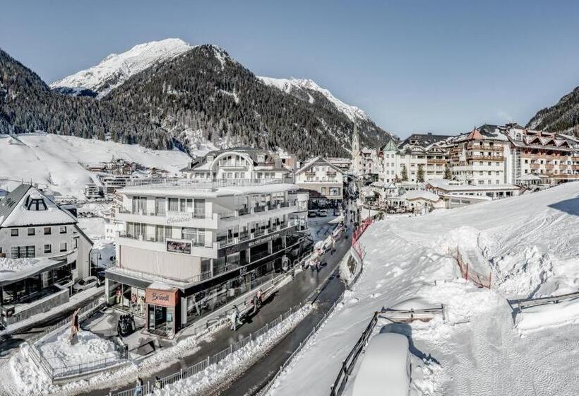 هتل Garni Christine