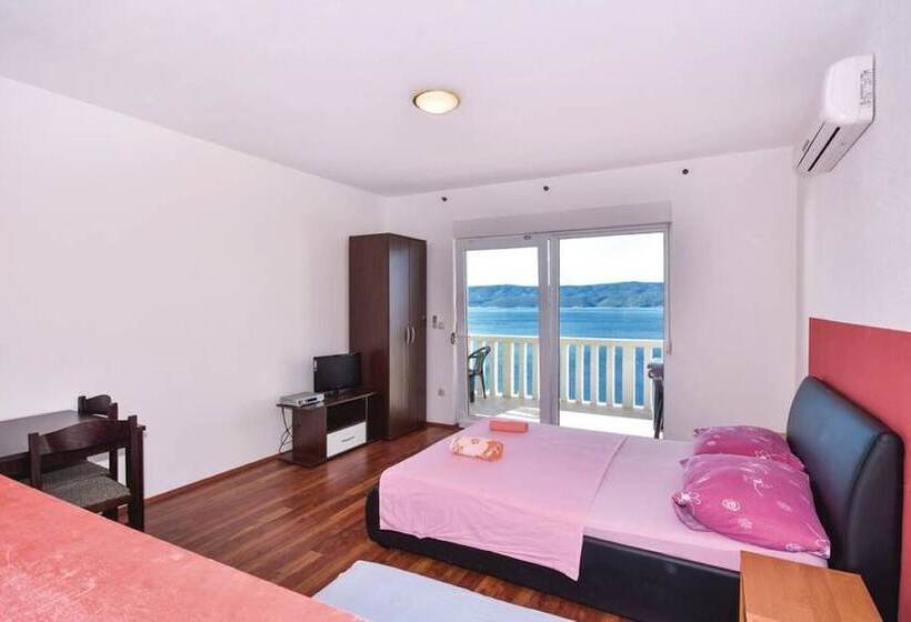 Emilie Apartment And Villa