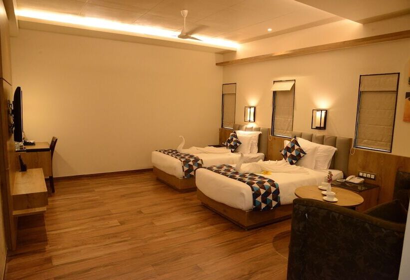 فندق Lords Inn Jamnagar -Motikhavdi