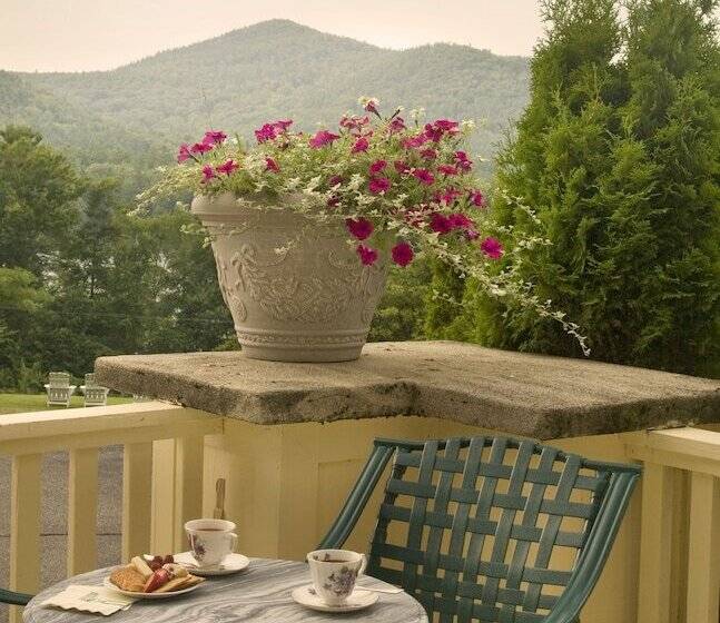 مبيت وإفطار The Manor On Golden Pond