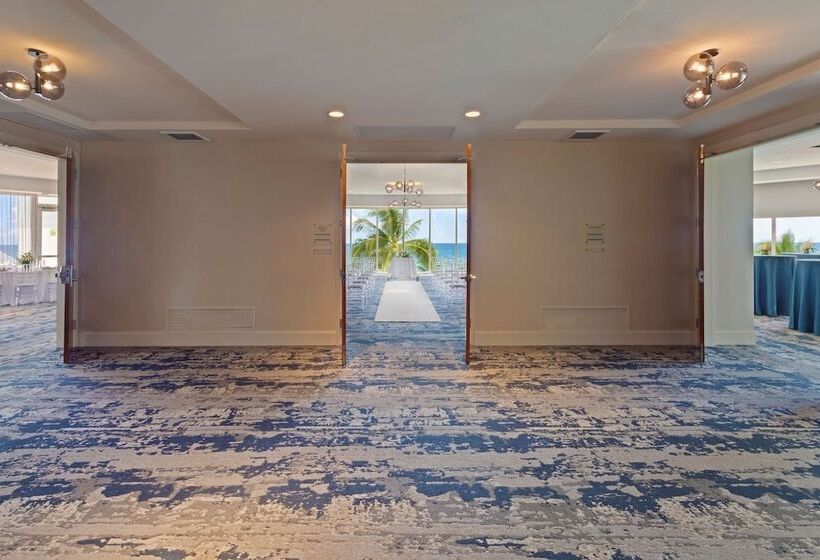 Doubletree Resort & Spa By Hilton Ocean Pointn. Miami Beach