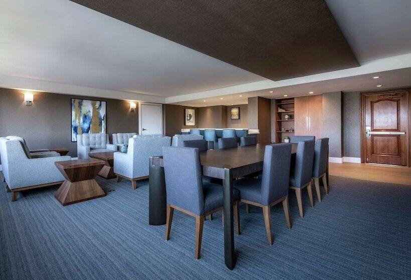 בית מלון כפרי Doubletree By Hilton Los Angeles  Norwalk
