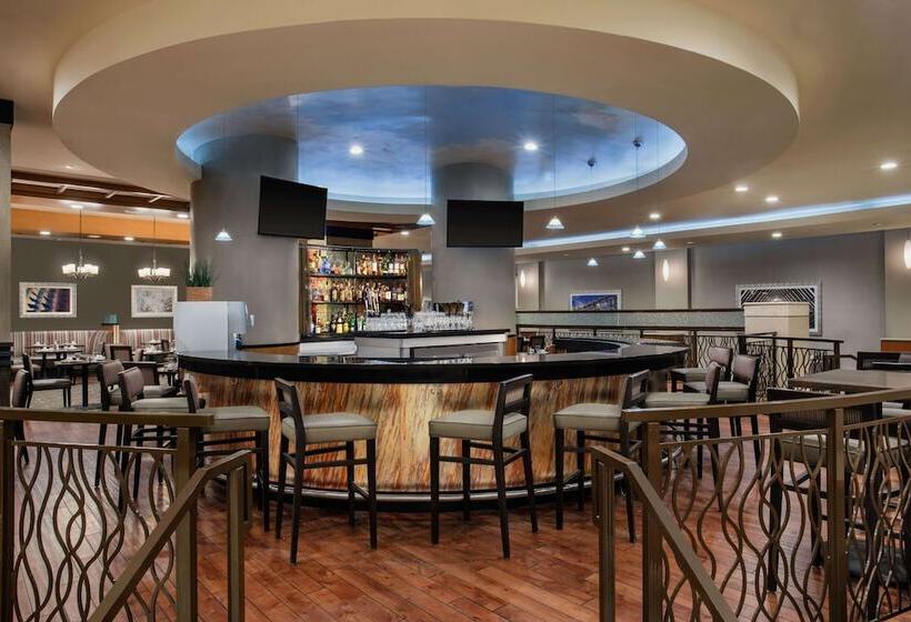 בית מלון כפרי Doubletree By Hilton Los Angeles  Norwalk
