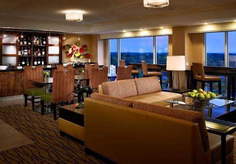 هتل Marriott Louisville East
