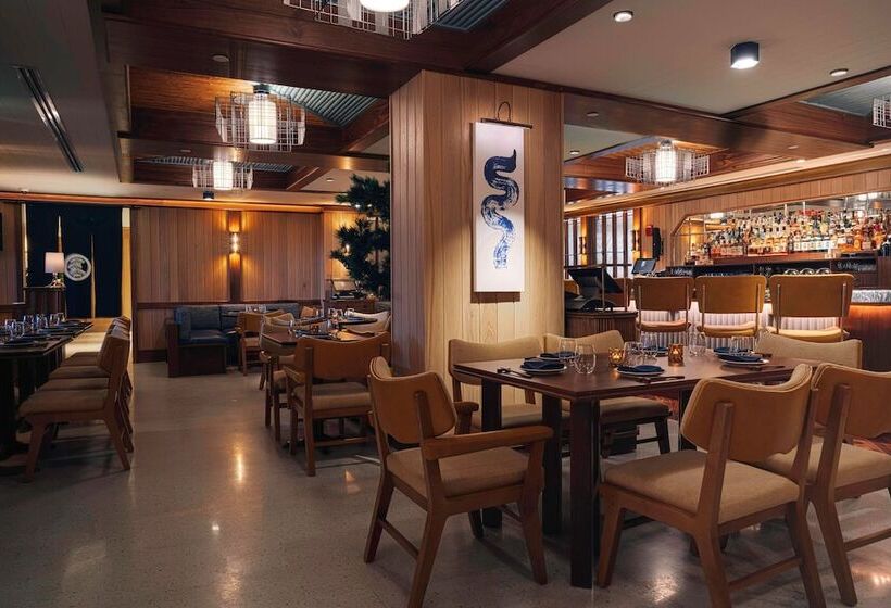 בית מלון כפרי Marriott Stanton South Beach
