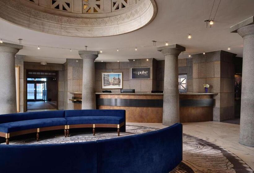 هتل Marriott Vacation Club® At Custom House, Boston