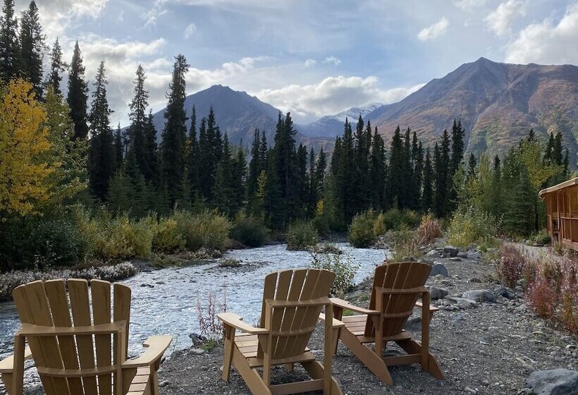 בית מלון כפרי Mckinley Creekside Cabins