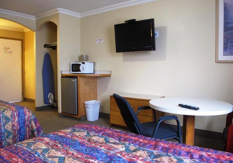 هتل Merrill Field Inn