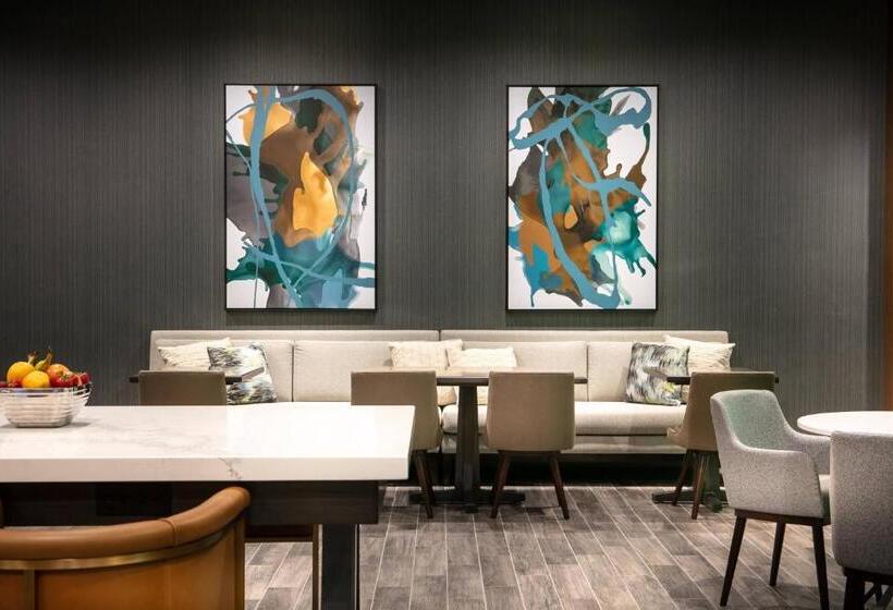 هتل West Des Moines Marriott