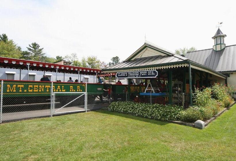 Maple Leaf Motel