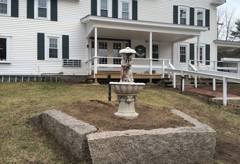 استراحتگاه Merrill Farm Inn