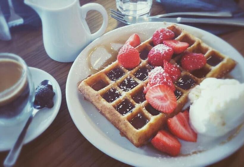 استراحتگاه Merrill Farm Inn